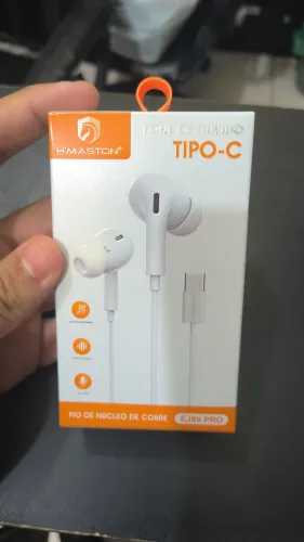 Fone de ouvido tipo C