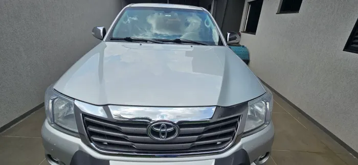 Toyota Hilux CD SRV 4X4 2.7 Flex 16V Aut. 2015