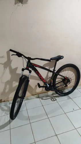 Bicicleta 29 Oggi Hacker HDS (preço negociável)