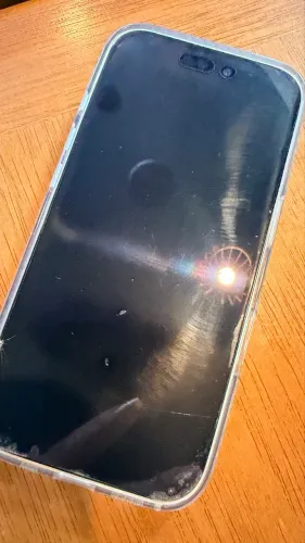 iPhone 16 
