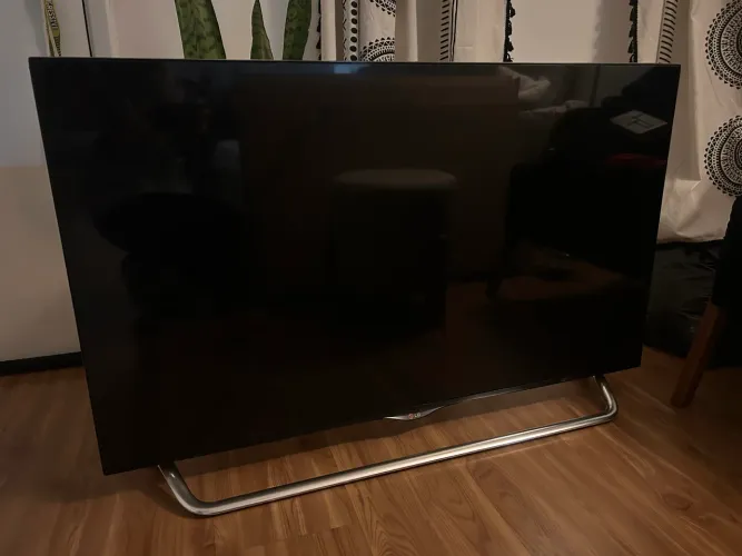 TV LG 49UB8500