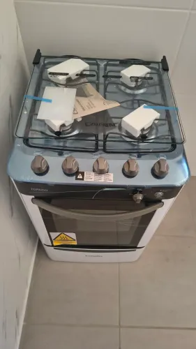 Vendo lindo fogão acompanhado de suggar 