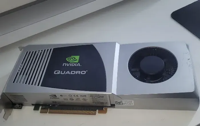 Placa de vídeo Nvída Quadro FX4800