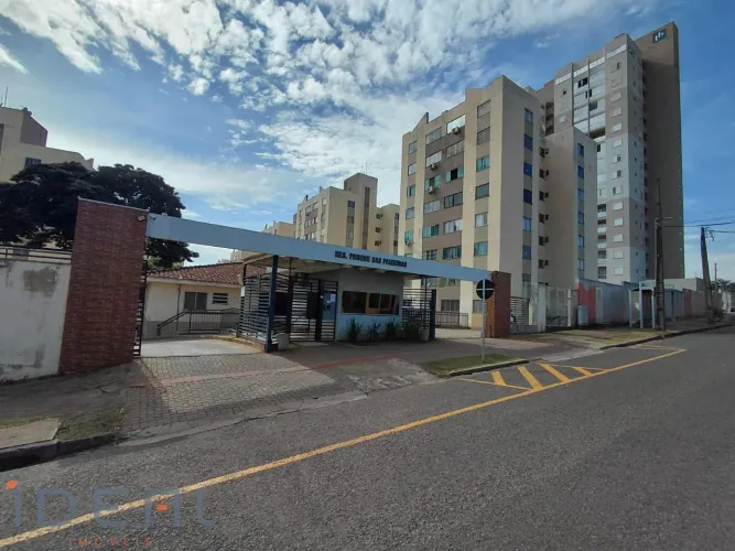 Apartamento para alugar no condomínio Paineiras no bairro Jardim Ipanema - Maringá/PR