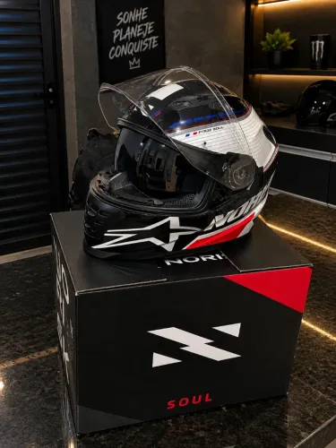 Capacete Norisk França