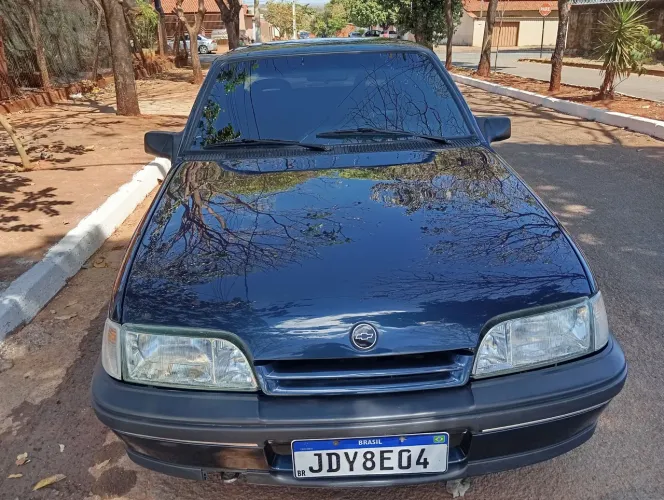 Chevrolet Monza GL 1.8 Efi/ SL/ L/ 650/barc. 2e4p 1995