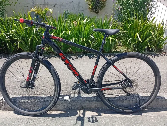 Bicicleta GTS aro 21 tam 19 venda ou troco por TV smartv