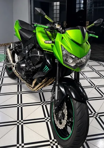 Kawasaki Z 750 2010