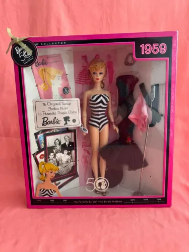 Barbie Fashion Model