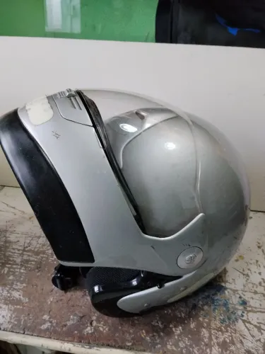 Vendo 2 capacetes da marca Zeus em ótimas condições 