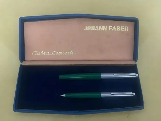Conjunto Caneta Tinteiro + Esferográfica Johann Faber 66 Verde no Estojo Original