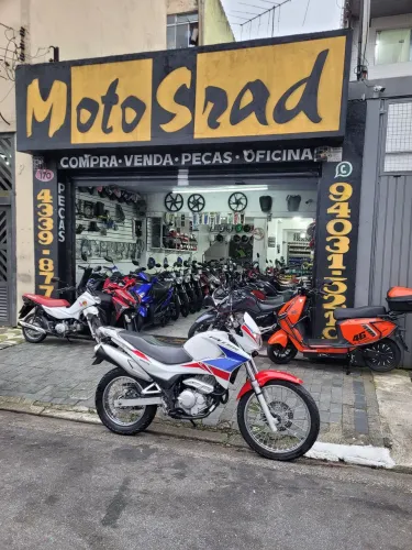 NX 400 FALCON I ANO 2015