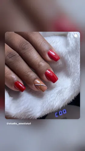 Manicure / nail design
