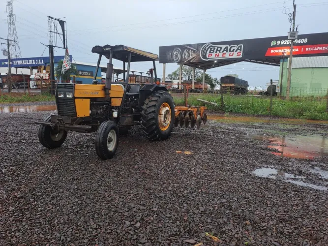 Trator Valtra 785 ano 2003