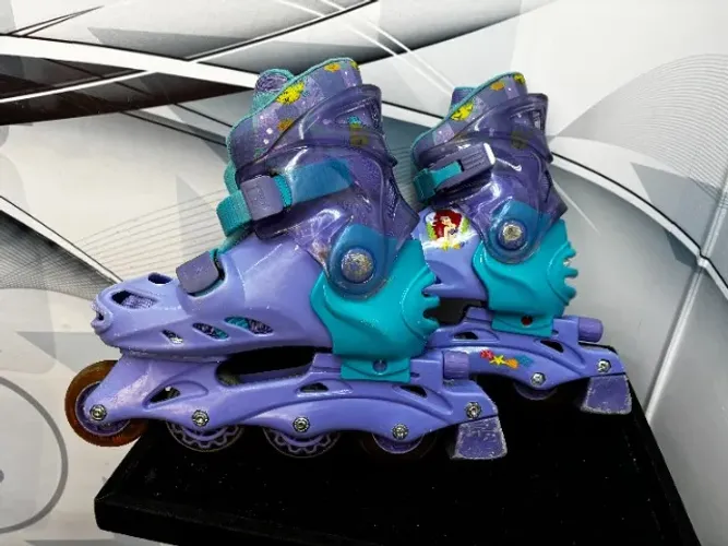 Patins Inline Infantil Colorido Led Holográfico, Freio Traseiro