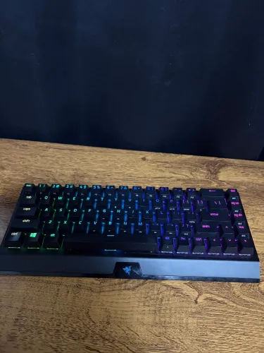     Razer BlackWidow V3 Mini HyperSpeed Sem Fio | RGB | Original