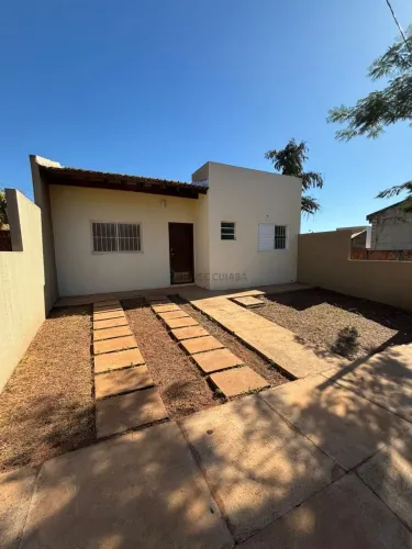 Vendo Excelente Casa em Loteamento no Jardim Vitória