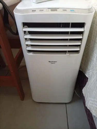 Vende-se ar condicionado portátil 127V 12.000 BTUs inverter