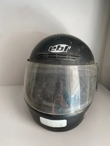 Capacete