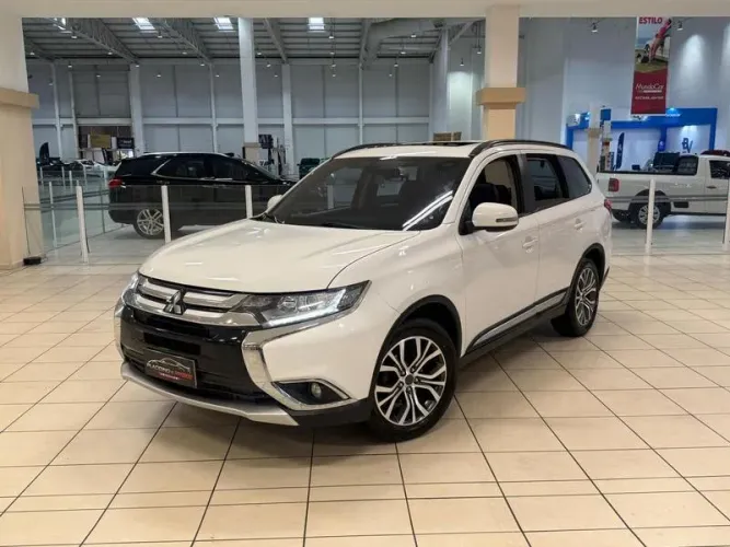 Mitsubishi Outlander 2.0 16V 160cv Aut. 2016