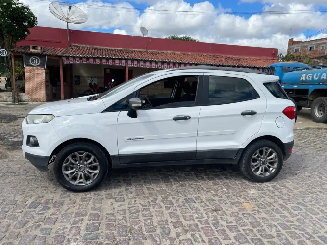 Ford Ecosport Freestyle 2.0 16V Flex 5P Aut. 2015