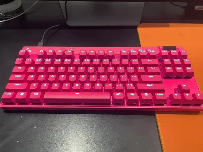 Teclado Logitech PRO X TKL RAPID Magnético (ENTREGO OLX PAY)