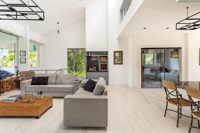 Casa com 5 quartos, em Itaipava, Petrópolis