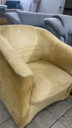 Poltrona belíssima super confortável