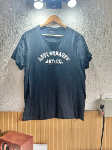 Camiseta Levis Original Preta G