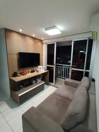 Apartamento Alto Padrão Mobiliado com Suíte, Andar Alto e Sol da Manhã no Garden Goiabeira