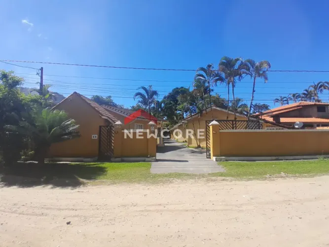 Casa de condomínio em Rua Manoel Raimundo - Balneário Garça Vermelha - Peruíbe/SP