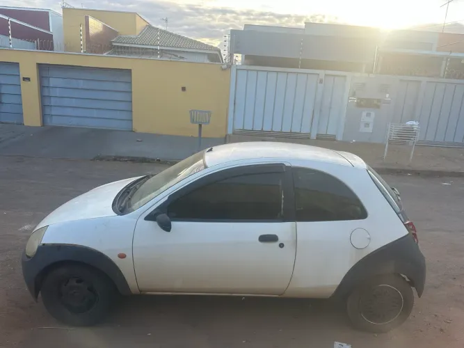 Ford KA GL 1.0i Zetec Rocam 2002