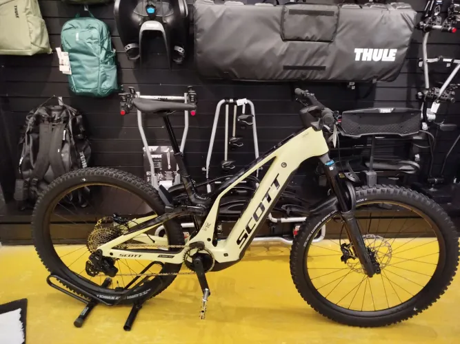 Scott Patron ST 900 RC 