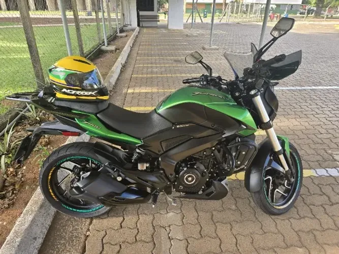 2025 Bajaj dominar 400 - impecável e pronta para viajar