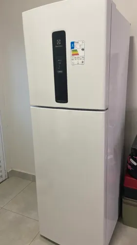Geladeira Electrolux Frost Free Inverter 410L Efficient Com Auto Sense Duplex Branca 127V