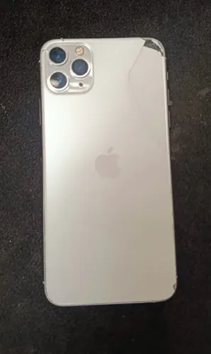 iPhone 11 PRO MAX (Branco) 700 Reias