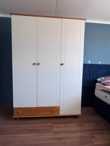 Guarda-roupa infantil mais cômoda