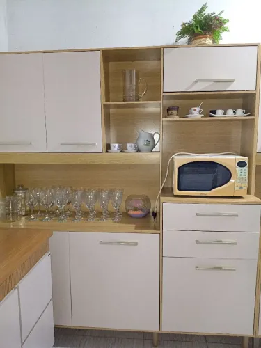 ? VENDE-SE ARMÁRIO DE COZINHA - POUCO TEMPO DE USO. Contato * José