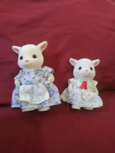 Boneco Sylvanian families