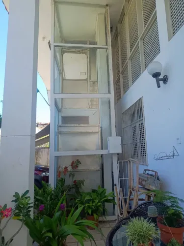 Vende-se elevador residencial