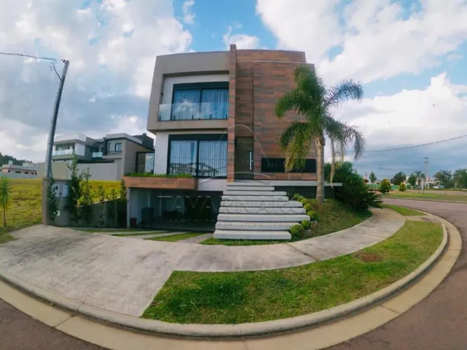 Casa Condomínio em Ponta Grossa