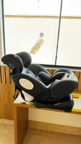 Cadeirinha infantil Fisher Price 360 isofix