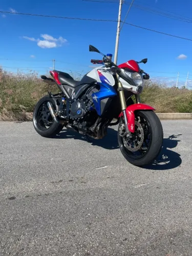 Cb1000r