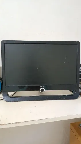 Monitor AOC 19 (retirada de peças) 