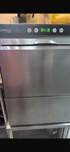 Máquina de lavar louça industrial