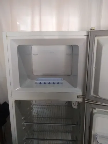 Refrigerador duplex Electrolux DC35A 269 litros