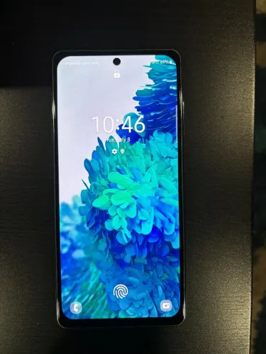 Samsung S20fe 4G sem trincado e sem manchas