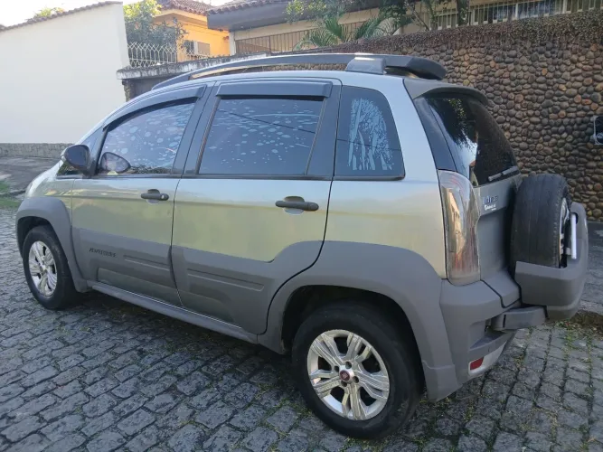 Fiat Idea Advent./ Adv.locker 1.8 MPI Flex 5P 2011