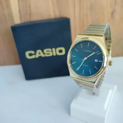 Relógio Casio Retrô Pulseira regulável prova de água com caixa novo 