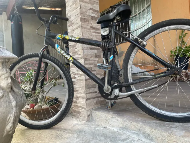 Bicicleta aro 18